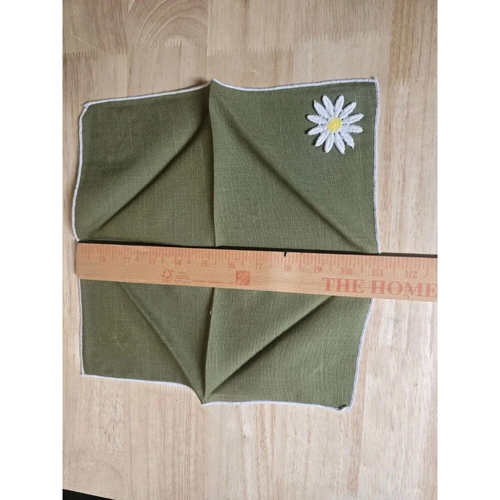 VINTAGE GREEN EMBROIDERED LINEN NAPKINS SET OF 4 Mid Century 11X11